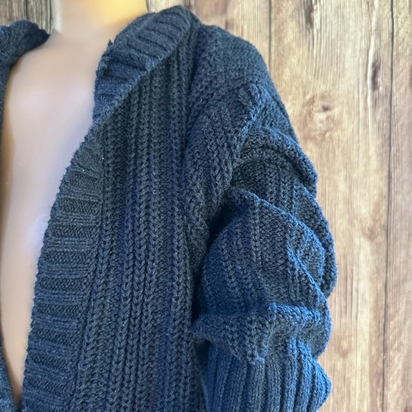 Aeropostale Girls' Blue Sweater | Size XS/TP | 60% Cotton, 40% Acrylic - Picture 6 of 11